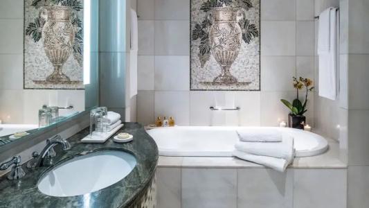  Palazzo Versace Dubai - 48