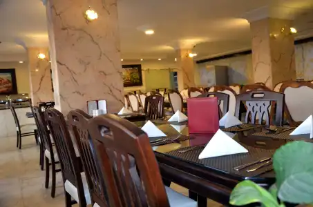 Amra Palace International - 12