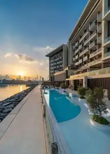 Hyatt Centric Jumeirah Dubai - 4