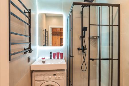 Vash Salut Apart - 154