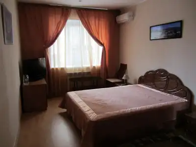 Yalta Mini - 3