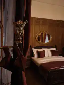 Four Mansions - 31