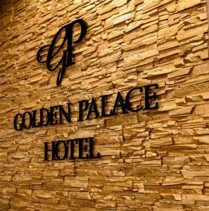 Golden Palace - 31