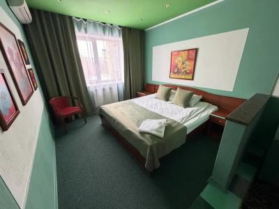 La Vie De Chateau - 173