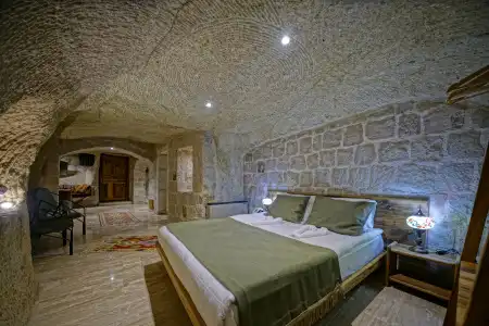 Vigneron Cave - 38