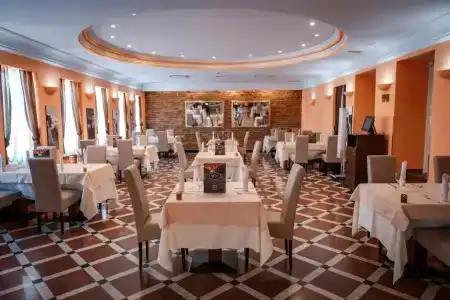 River Palace - 44