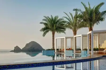 Royal M Beach Resort - 14