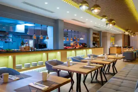 Courtyard by Marriott Tashkent - 2
