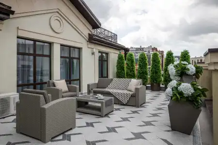 Intermark Residence Apart- - 24