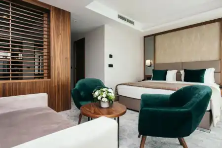 Central Point - 2