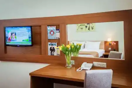 Best Western Plus Centre - 103