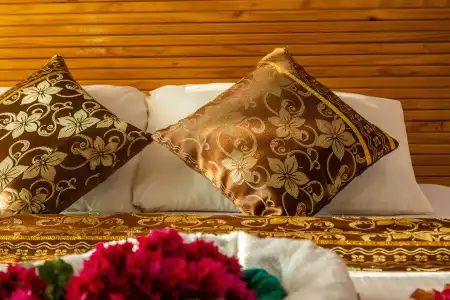 Perla Dhangethi - 55
