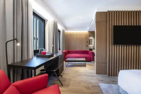 Radisson Red - 18