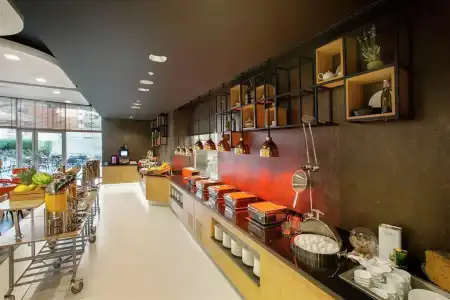 Hilton Garden Inn Tirana - 31