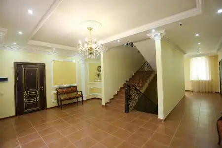 Manor House - 5
