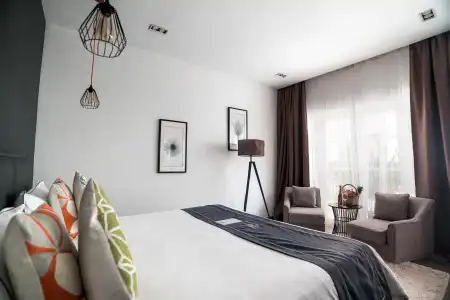 White Boutique and Residences - 23