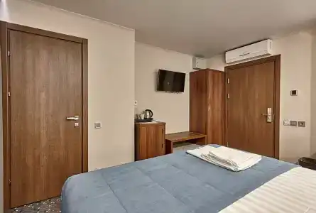 Gostinitsa Olimpiya - 75