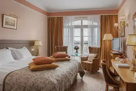 Grand Europe, A Belmond, St Petersburg - 37