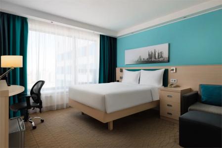 Hampton by Hilton Strogino - 60