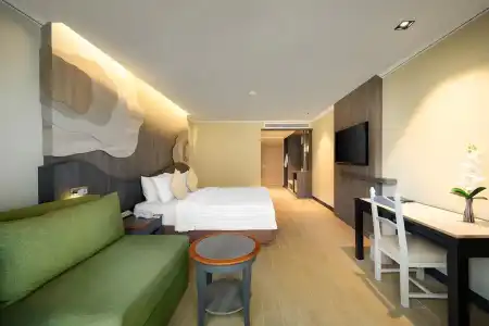 Amora Beach Resort Phuket - 61