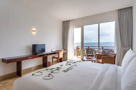 Hulhule Island - 50
