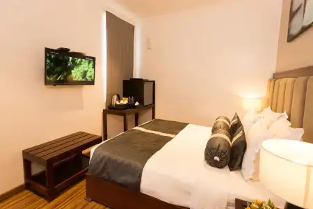 Grand Turf Boutique-hotel - 5