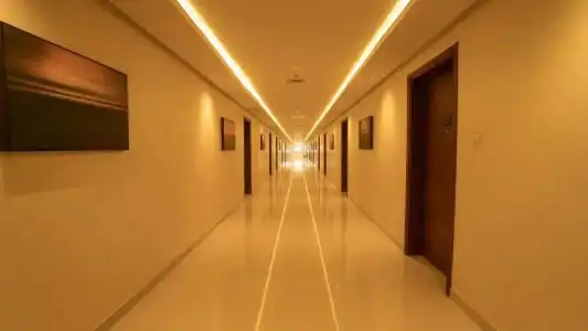 The Plaza and Resort - 13