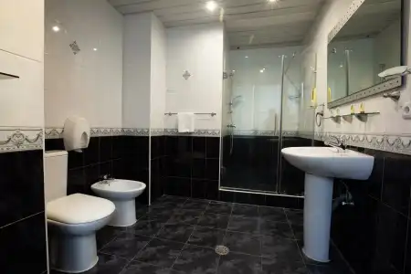 Kantar Hostel - 80