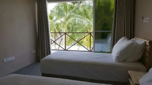 Amvoj Maldives Thulusdhoo Guest House - 0