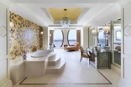 The Ritz-Carlton Abu Dhabi, Grand Canal - 19