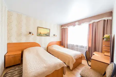 Hotel - 96