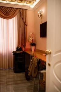 Impero Vaticano Suites Guest House - 133