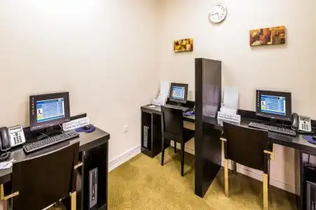 Holiday Inn Express Airport, an IHG - 22