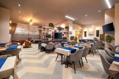 Best Western Premier Hidden Hills - 8