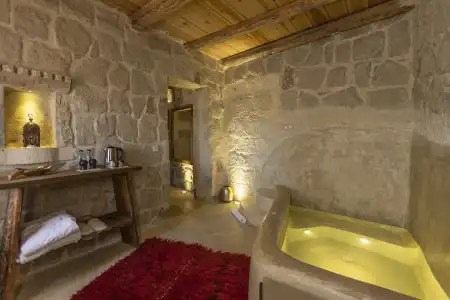 Doda Artisanal Cave +14 adults only - 1