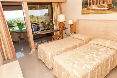 Acacia Resort - 3