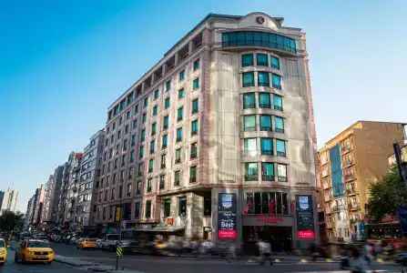 Ramada Plaza by Wyndham Istanbul City Center - 1