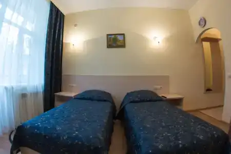  - 104
