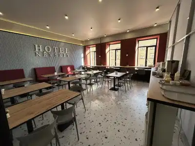 Nevskij 111 - 44