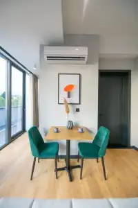 Gratus Aparthotel - 123