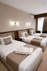 Grand Karavan - 5