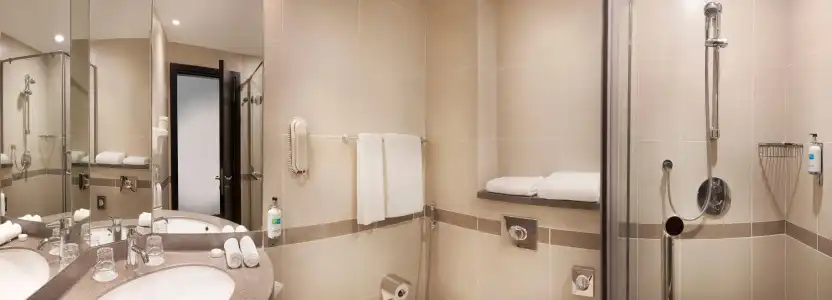  Holiday Inn Express Dubai - Safa Park, an IHG - 11