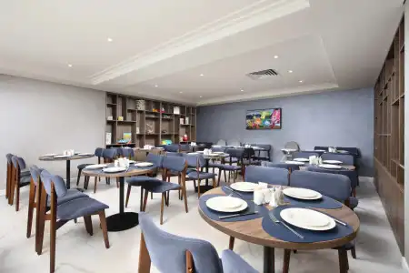 Plaza Spa Resort - 8