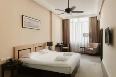 Medisson Ave Bishkek - 32