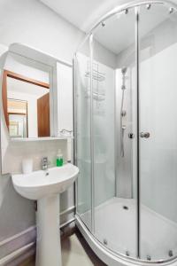 Simple Bon Voyage - 123