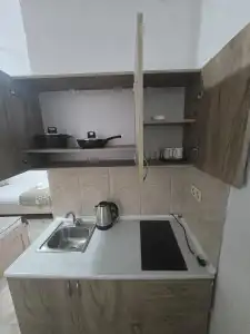 BATUMI INN - 85