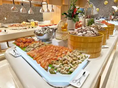Holiday Inn & Suites SAIGON AIRPORT by IHG - 10