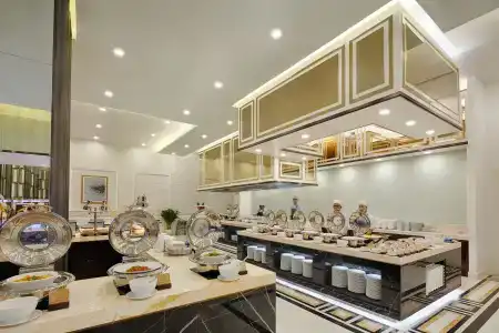 Vinpearl Beachfront Nha Trang - 14