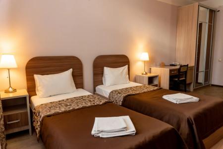 Maly Na Chernikovskoy - 54