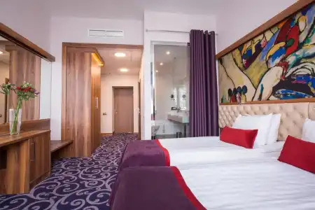 Best Western Plus Centre - 9